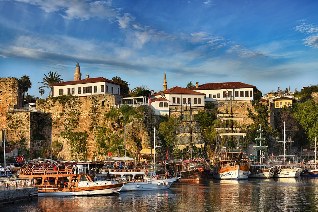 Antalya stare miasto zabytki Turcja (7).jpg